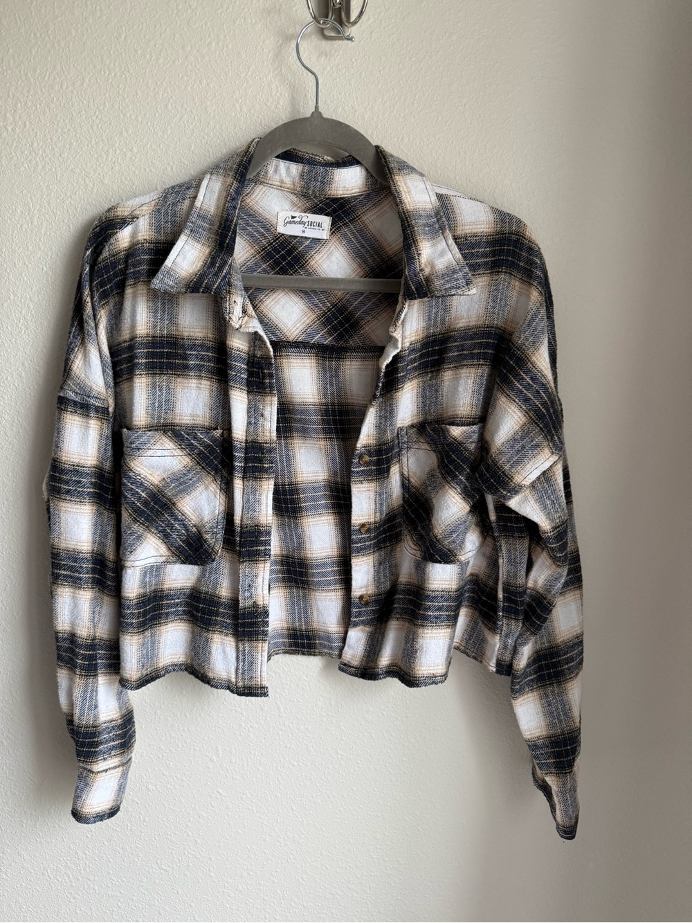 Cropped Plaid Button-Up Shirt Jacket - Black, White & Tan